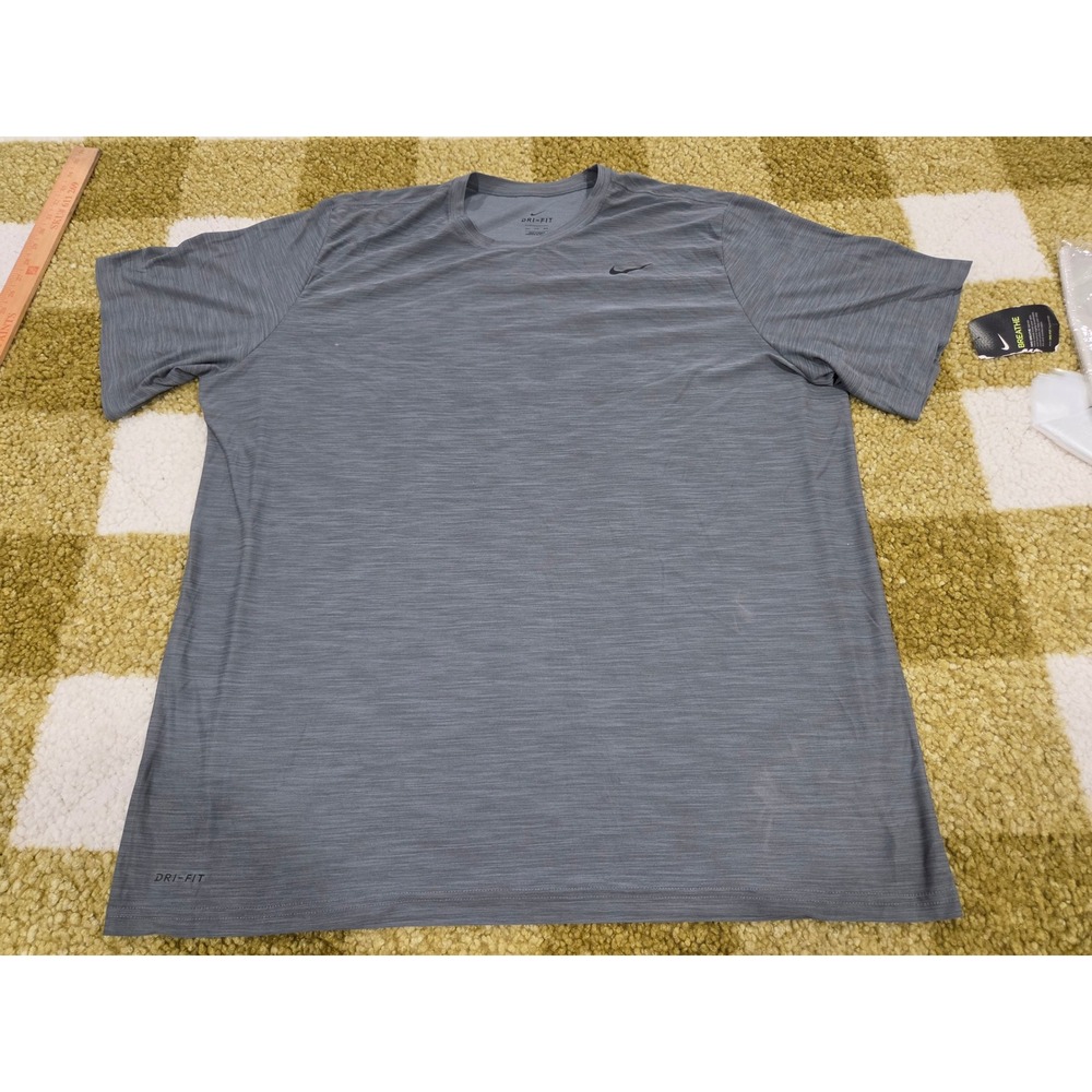 Nike Dri-FIT Mens Training Shirt 3XLT Gray Heather 832864-065 Short Sleeve